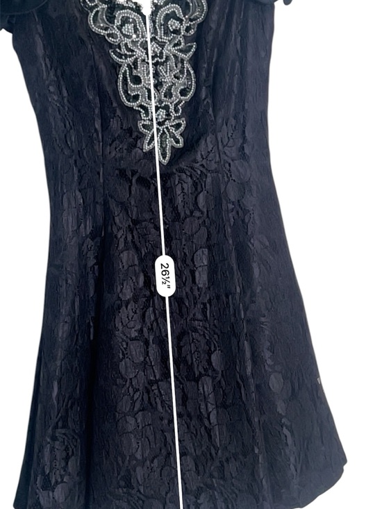 Betsy & Adam Black Lace Dress w/Floral Shoulder Detail Cocktail or Prom  Size 5-6
